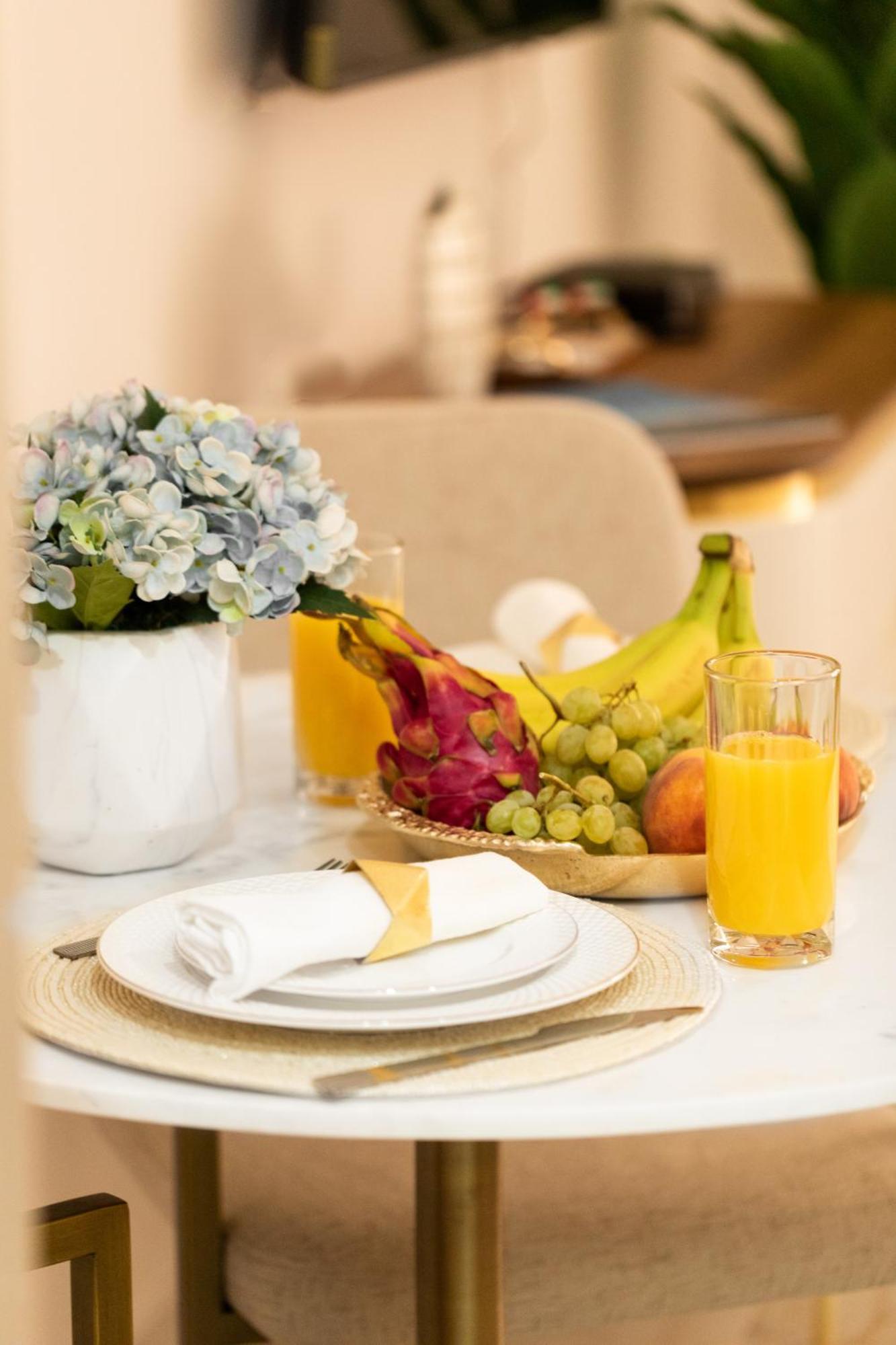 Happy Academia Jbr Apartment Дубай Екстериор снимка