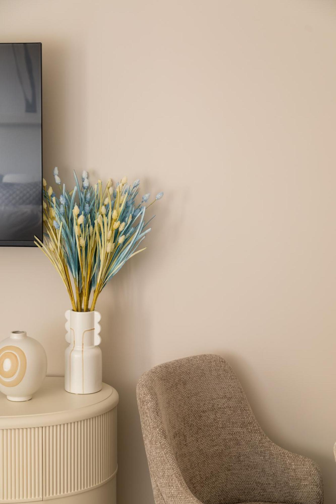 Happy Academia Jbr Apartment Дубай Екстериор снимка