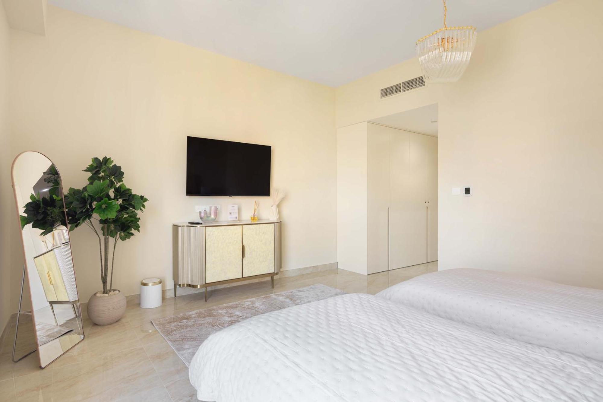 Happy Academia Jbr Apartment Дубай Екстериор снимка